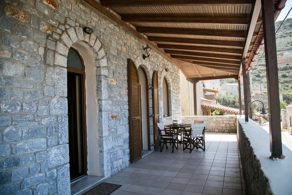 Sophia Limeni Apartments And Studios Екстер'єр фото