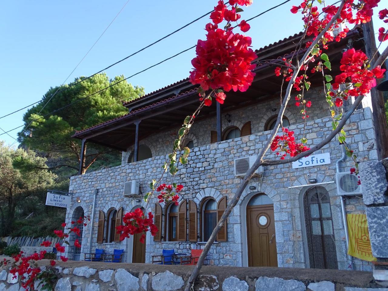 Sophia Limeni Apartments And Studios Екстер'єр фото